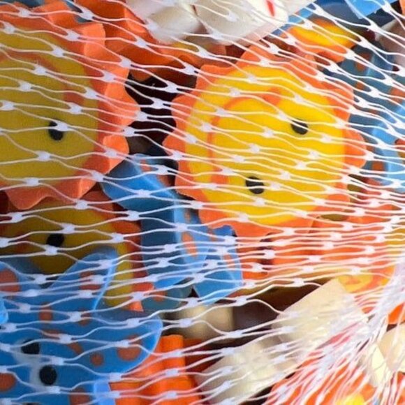 60-Piece Mini Sea Life Eraser Set - Picture 2 of 3